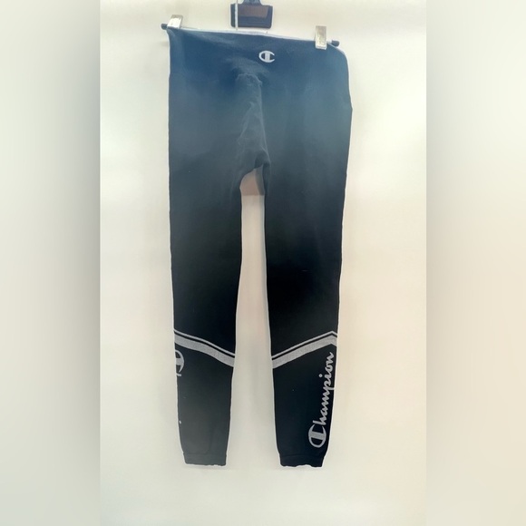 Champion Women's Sweatshirt Chevron Tight Athletic Black Size M - Picture 3 of 8